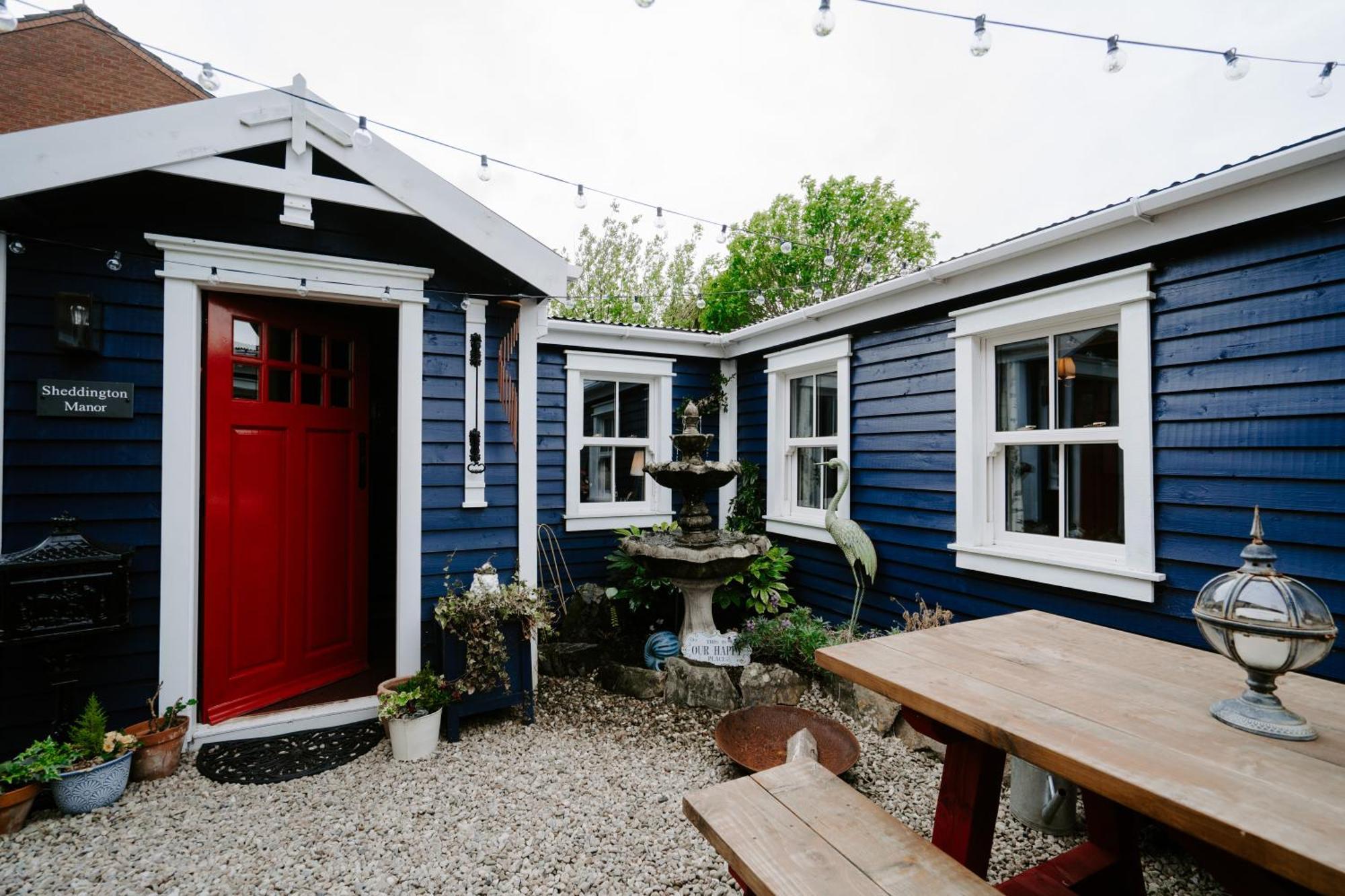 Sheddington Manor - 2 Bedroom Guest House & Cinema Belfast Exterior photo